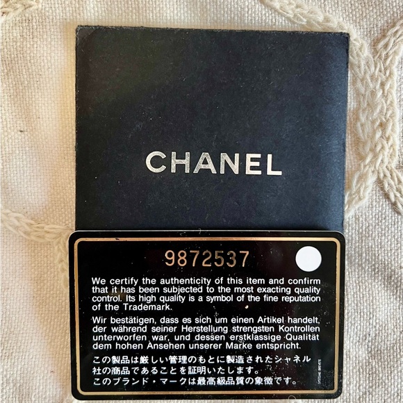 Chanel Executive Cerf Tote: Beige Calfskin, Gold- hardware and  Feet at Base - Picture 8 of 12